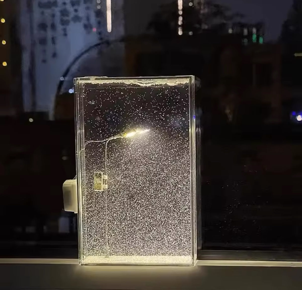 Dreamy Snow Scene Lamp